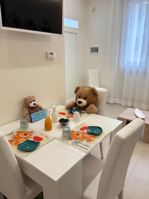 Teddy'S Home Luminoso Accogliente E Moderno Racale Esterno foto